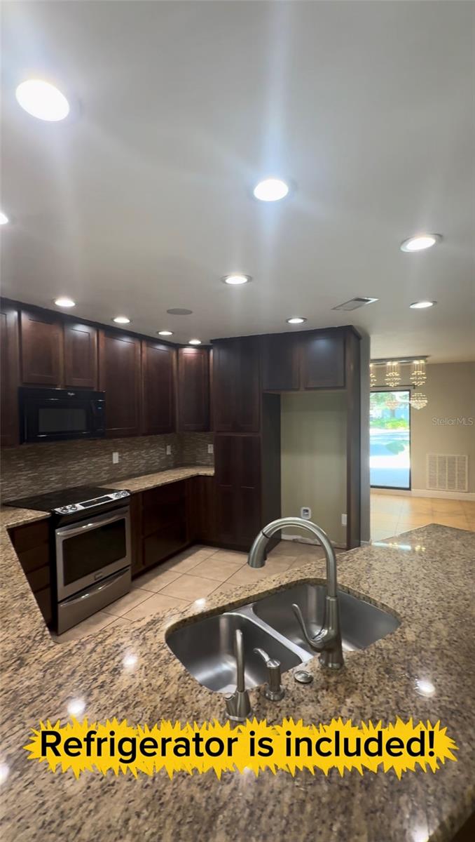 3109 RESEDA COURT