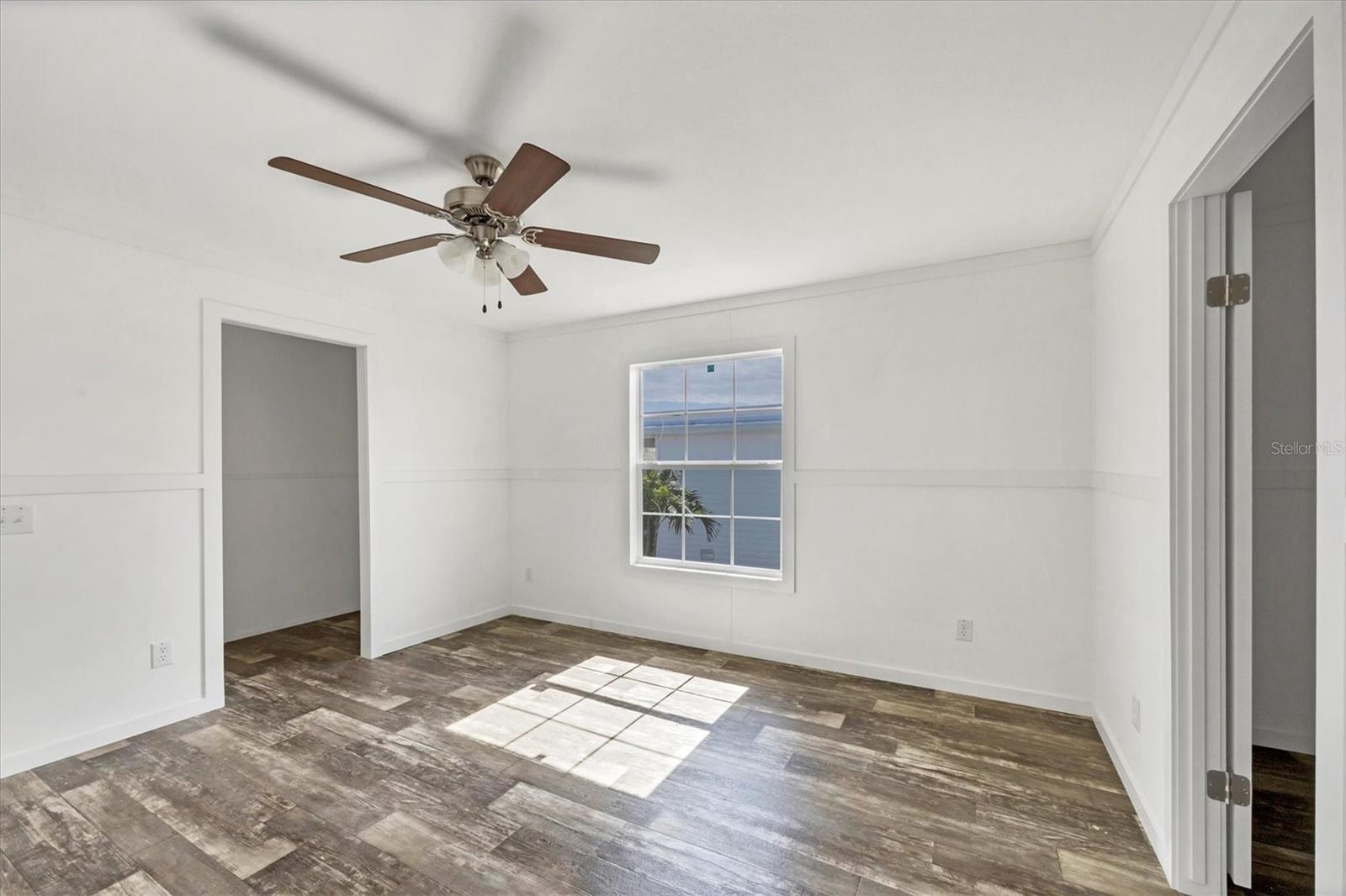 HOLIDAY MOB ESTATE - Residential