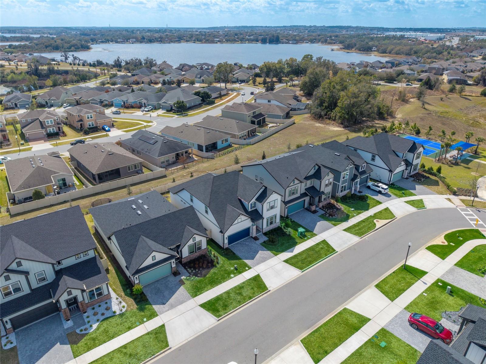 JOHNS LK NORTH - Residential