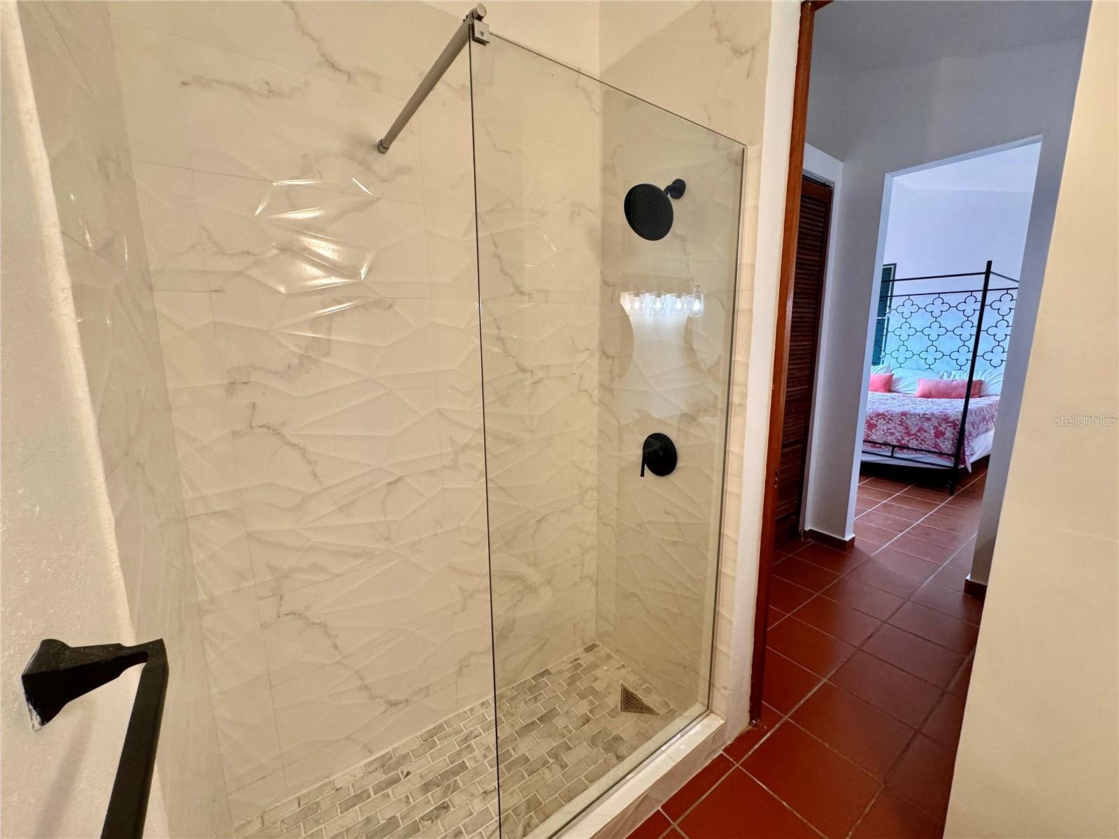 LAS VILLAS EN PALMAS I - Residential Lease