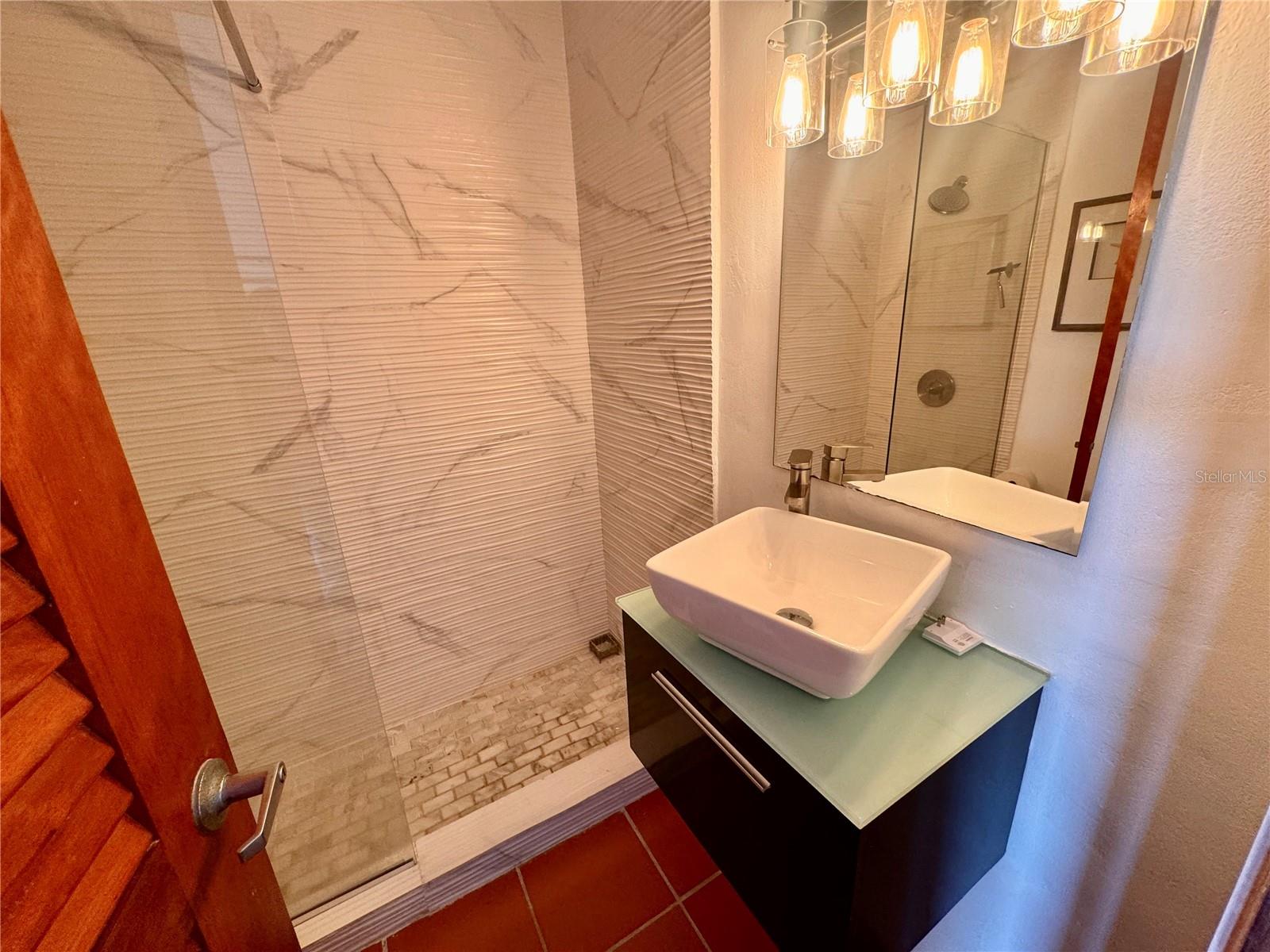 LAS VILLAS EN PALMAS I - Residential Lease