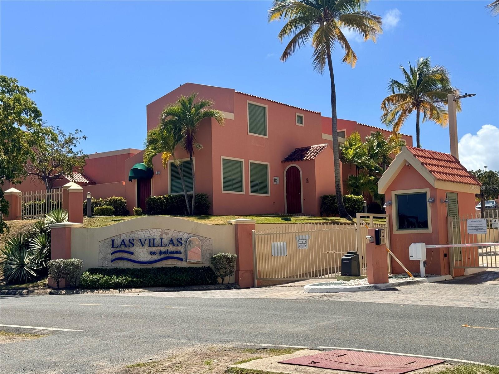 LAS VILLAS EN PALMAS I - Residential Lease