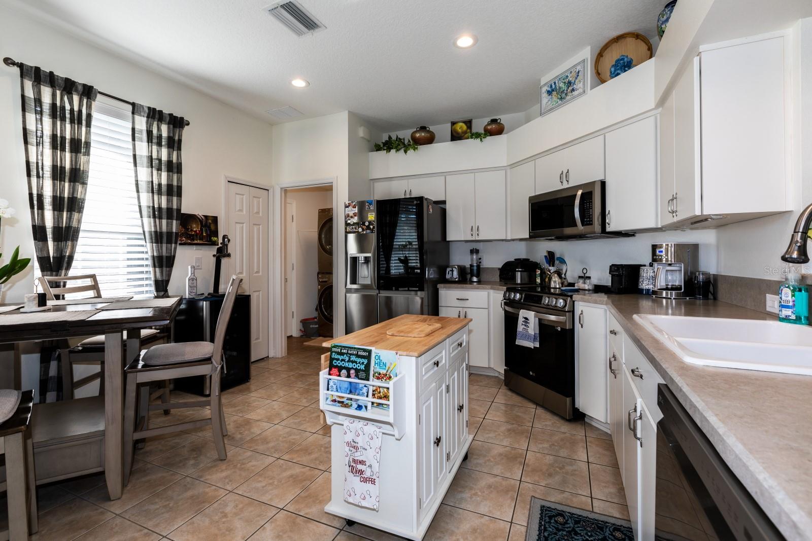 LEGACY/LEESBURG UN #7 - Residential