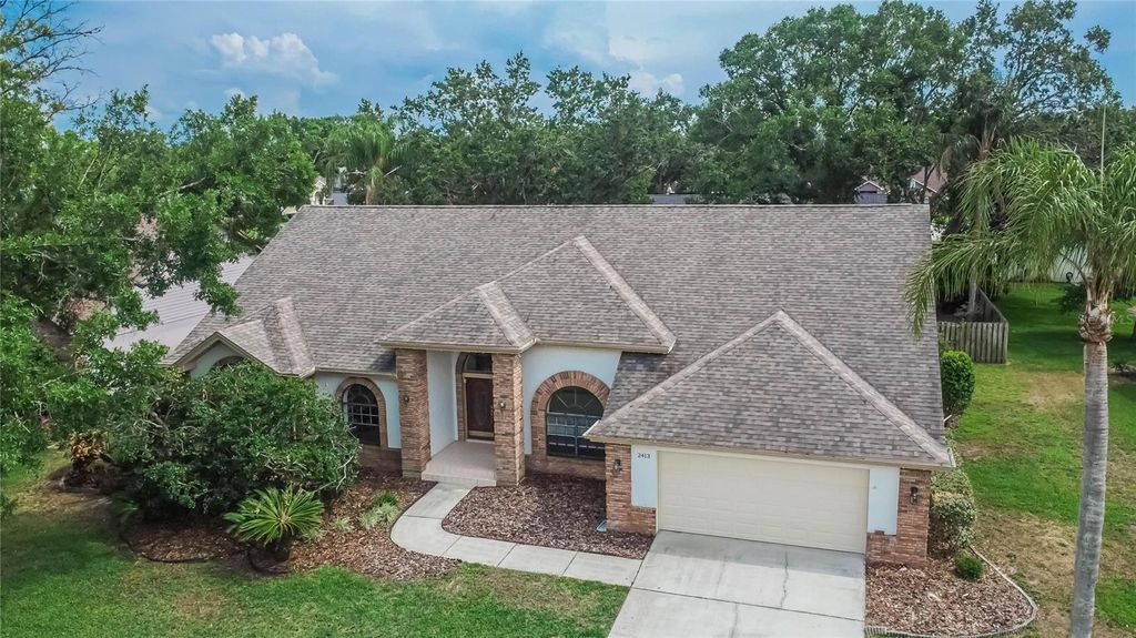 Photo of 2413 Buckhorn Run Drive, Valrico, FL 33596 (MLS # TB8383080)