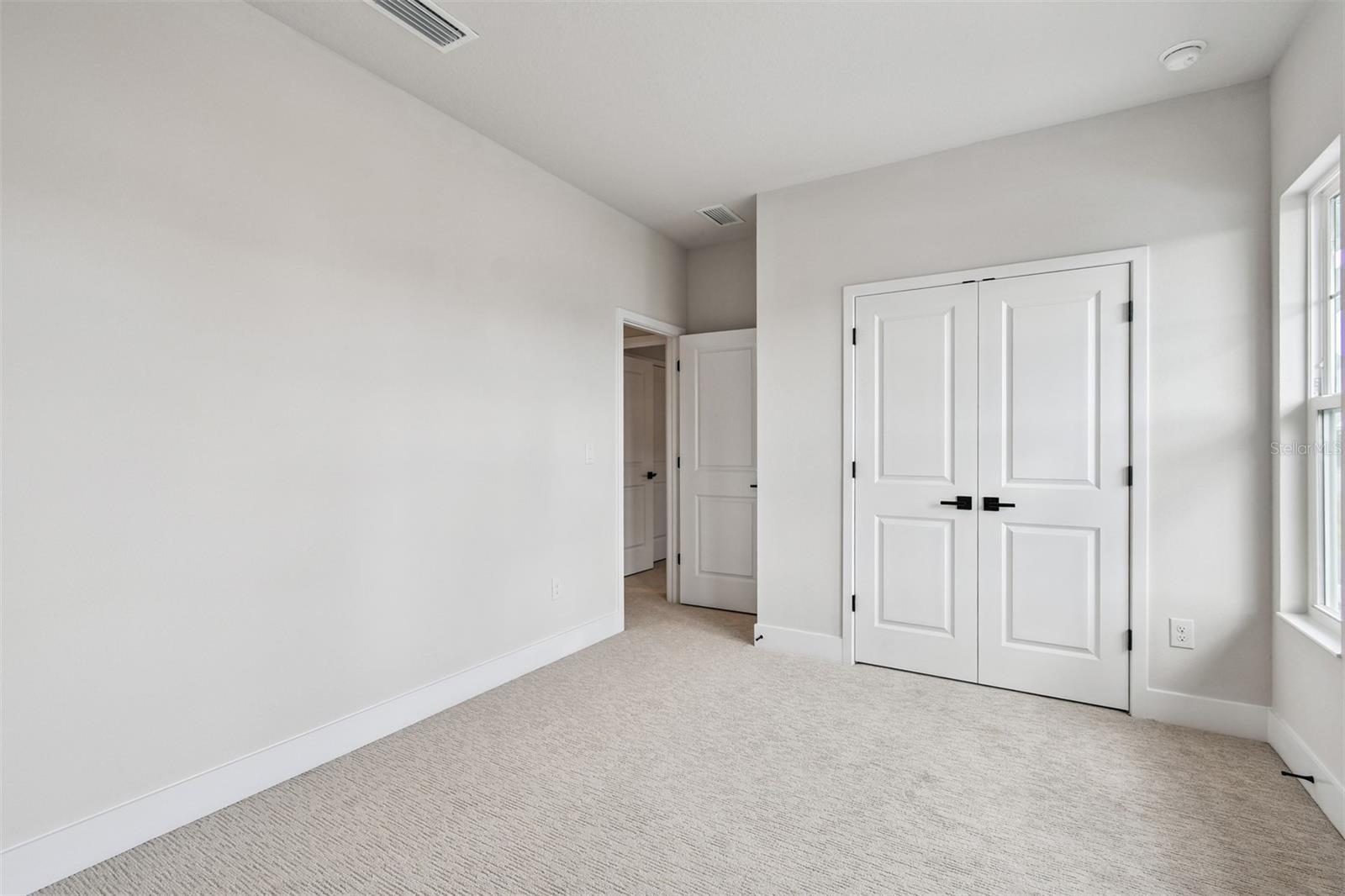 EMERALD LANDING AT WATERSIDE - Residential