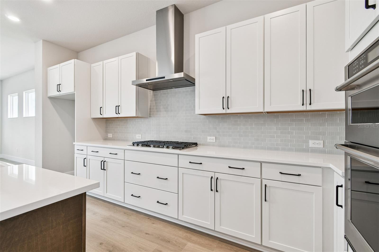 EMERALD LANDING AT WATERSIDE - Residential