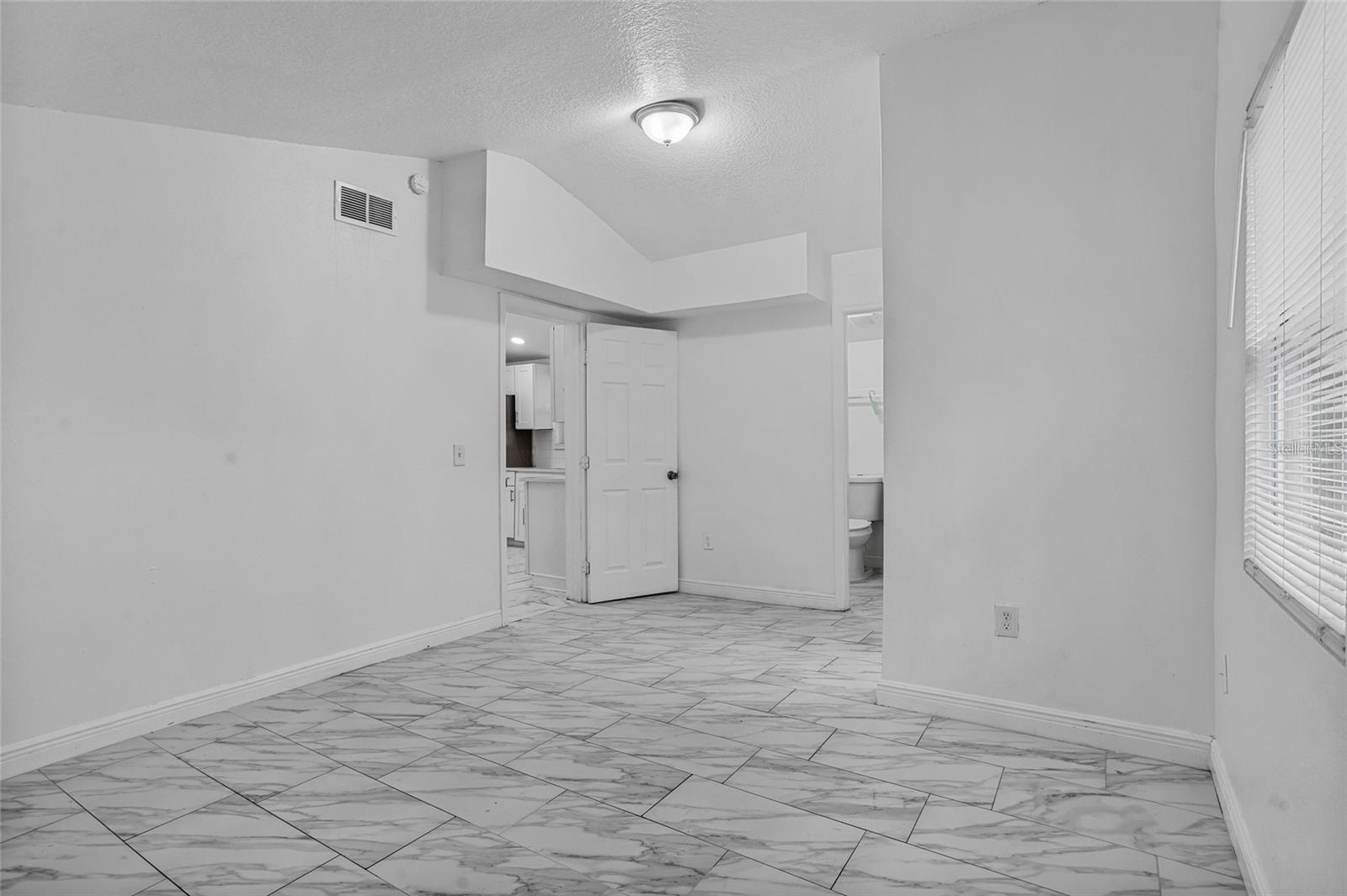 HOLDEN REAL ESTATE COMPANYS ADD - Residential Lease