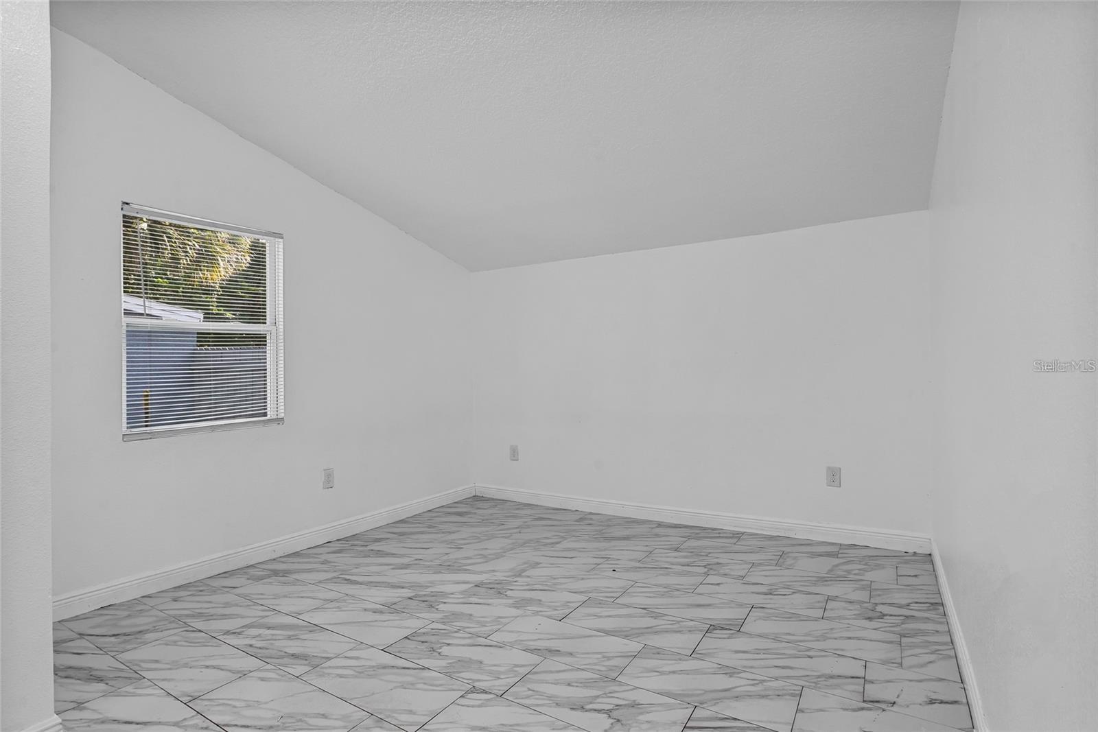 HOLDEN REAL ESTATE COMPANYS ADD - Residential Lease