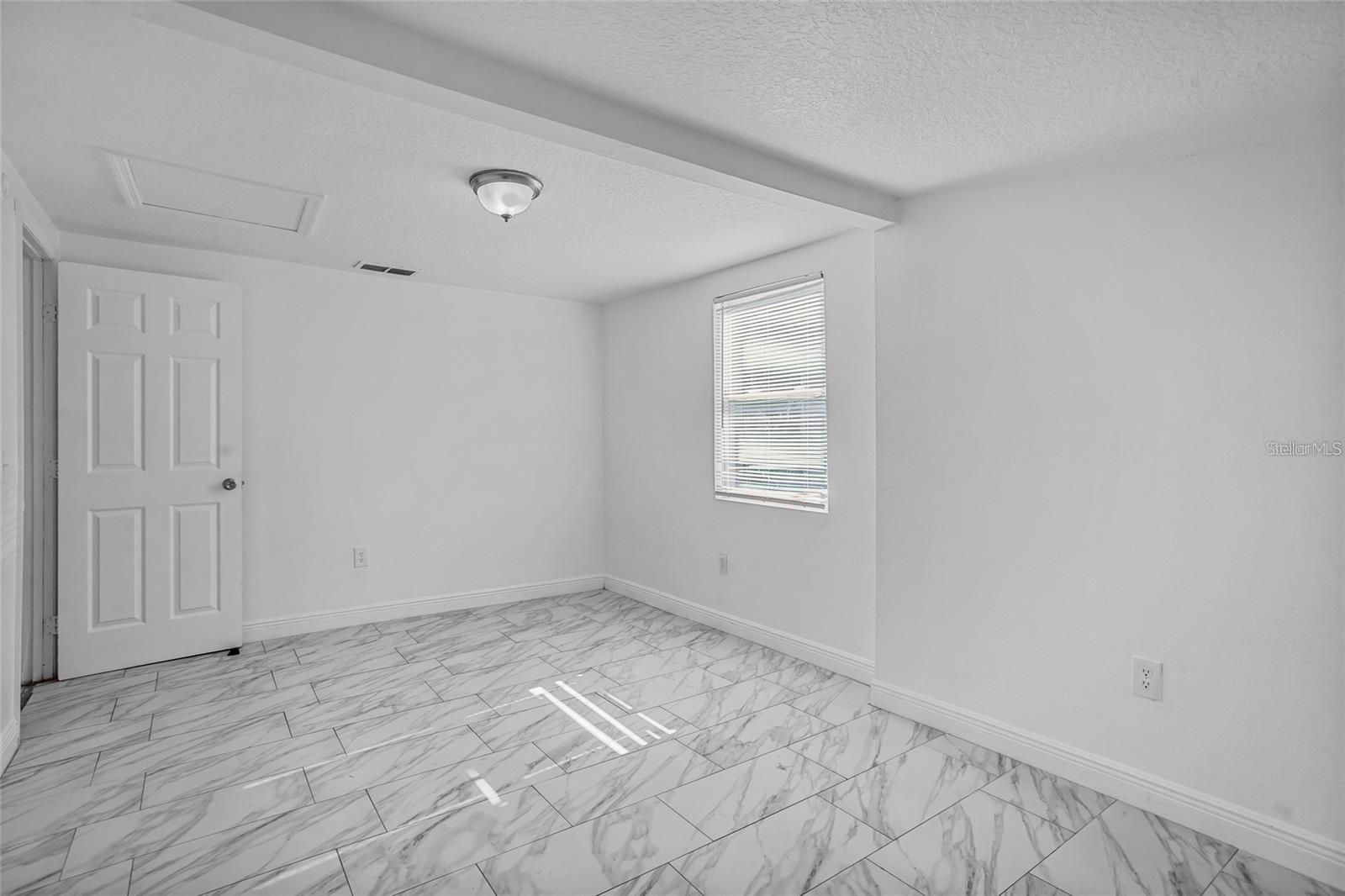 HOLDEN REAL ESTATE COMPANYS ADD - Residential Lease