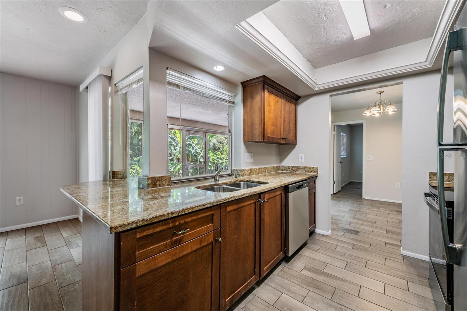 WHITFIELD COUNTRY CLUB HEIGHTS - Residential