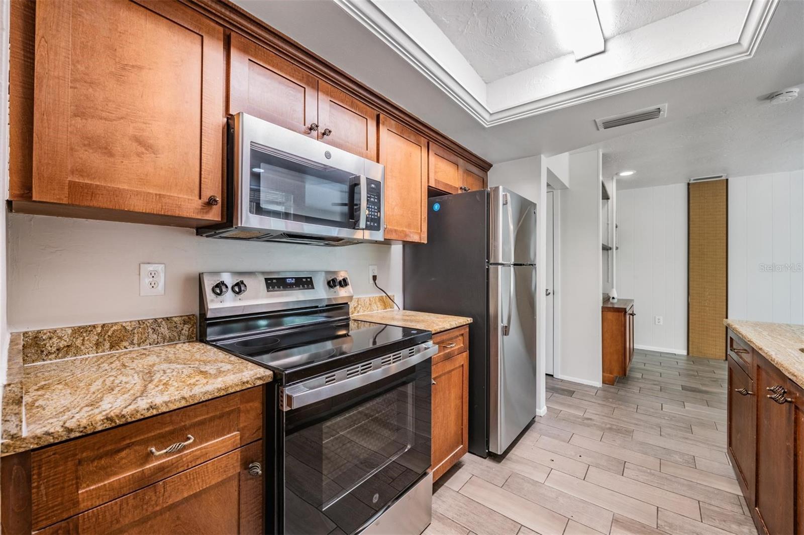 WHITFIELD COUNTRY CLUB HEIGHTS - Residential