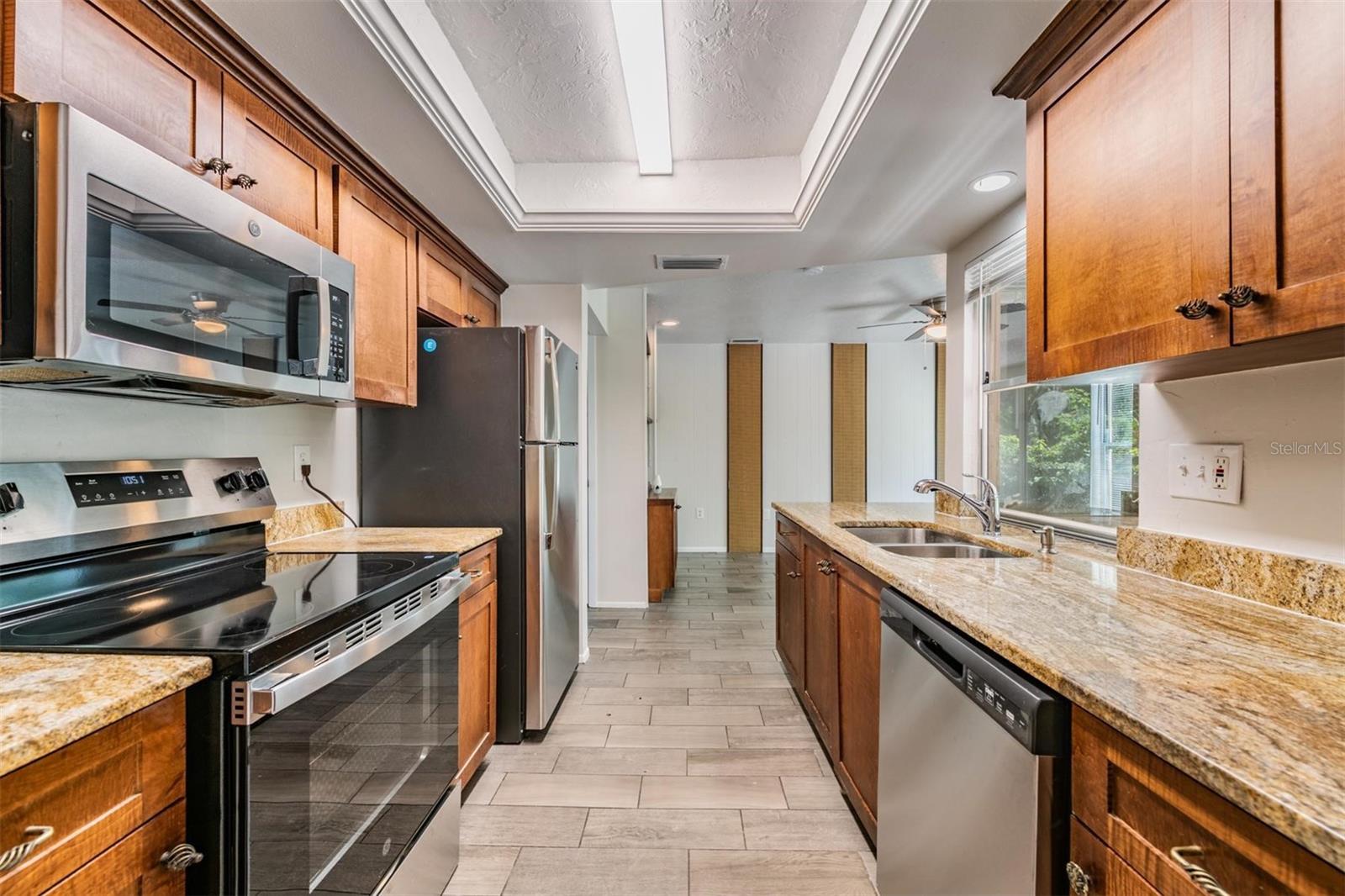 WHITFIELD COUNTRY CLUB HEIGHTS - Residential