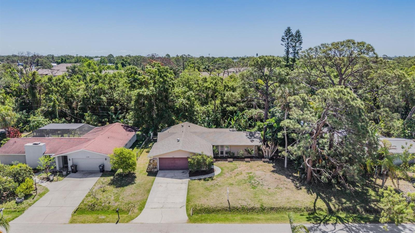 WHITFIELD COUNTRY CLUB HEIGHTS - Residential