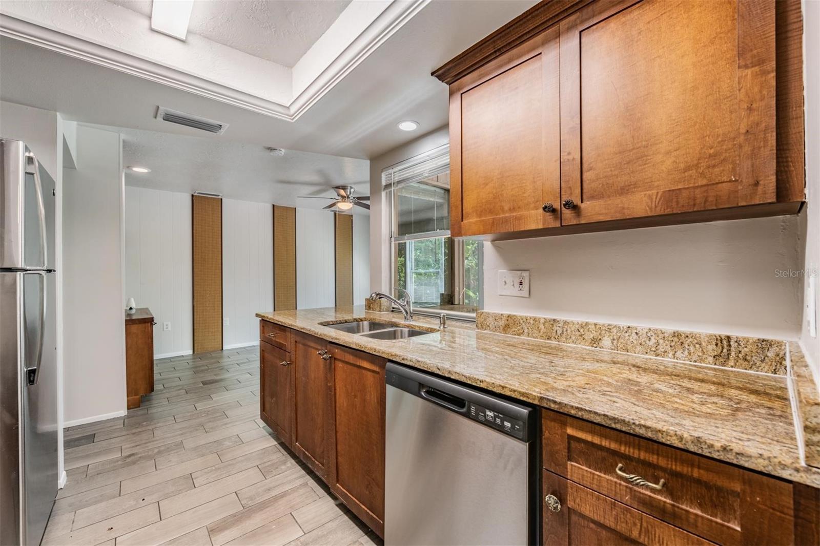 WHITFIELD COUNTRY CLUB HEIGHTS - Residential