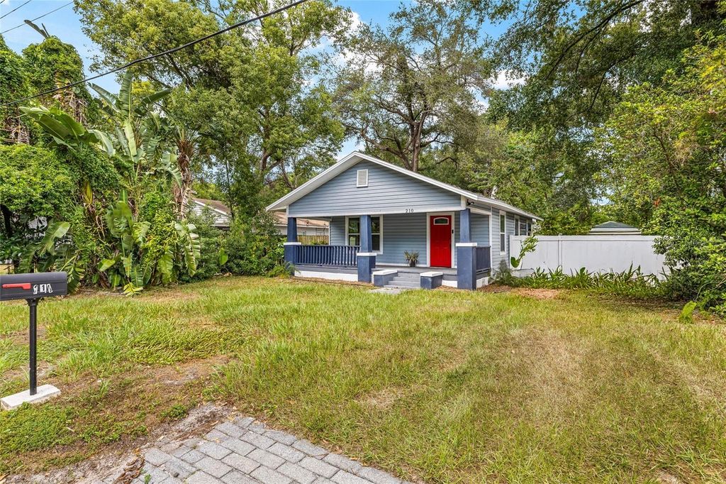 Photo of 210 E Cluster Avenue, Tampa, FL 33604 (MLS # TB8438787)