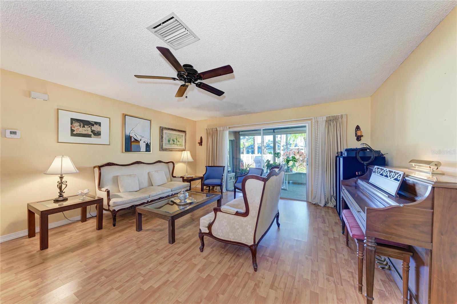 TAMARON - Residential