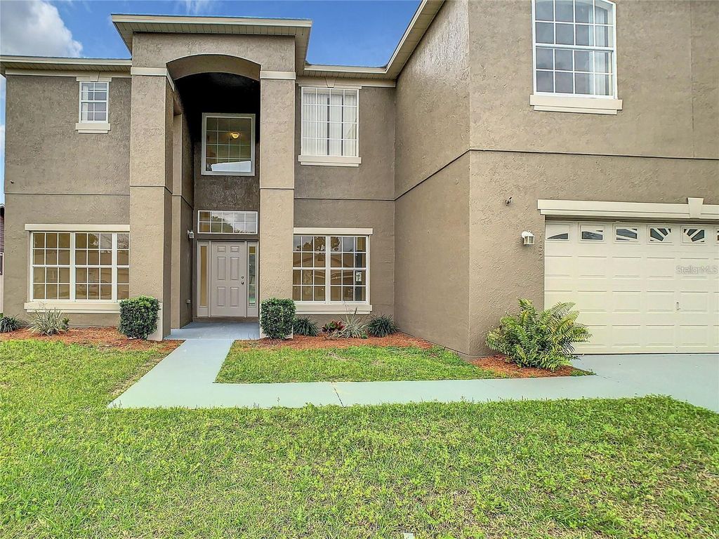 Photo of 152 Briarcliff Drive, Kissimmee, FL 34758 (MLS # S5143010)