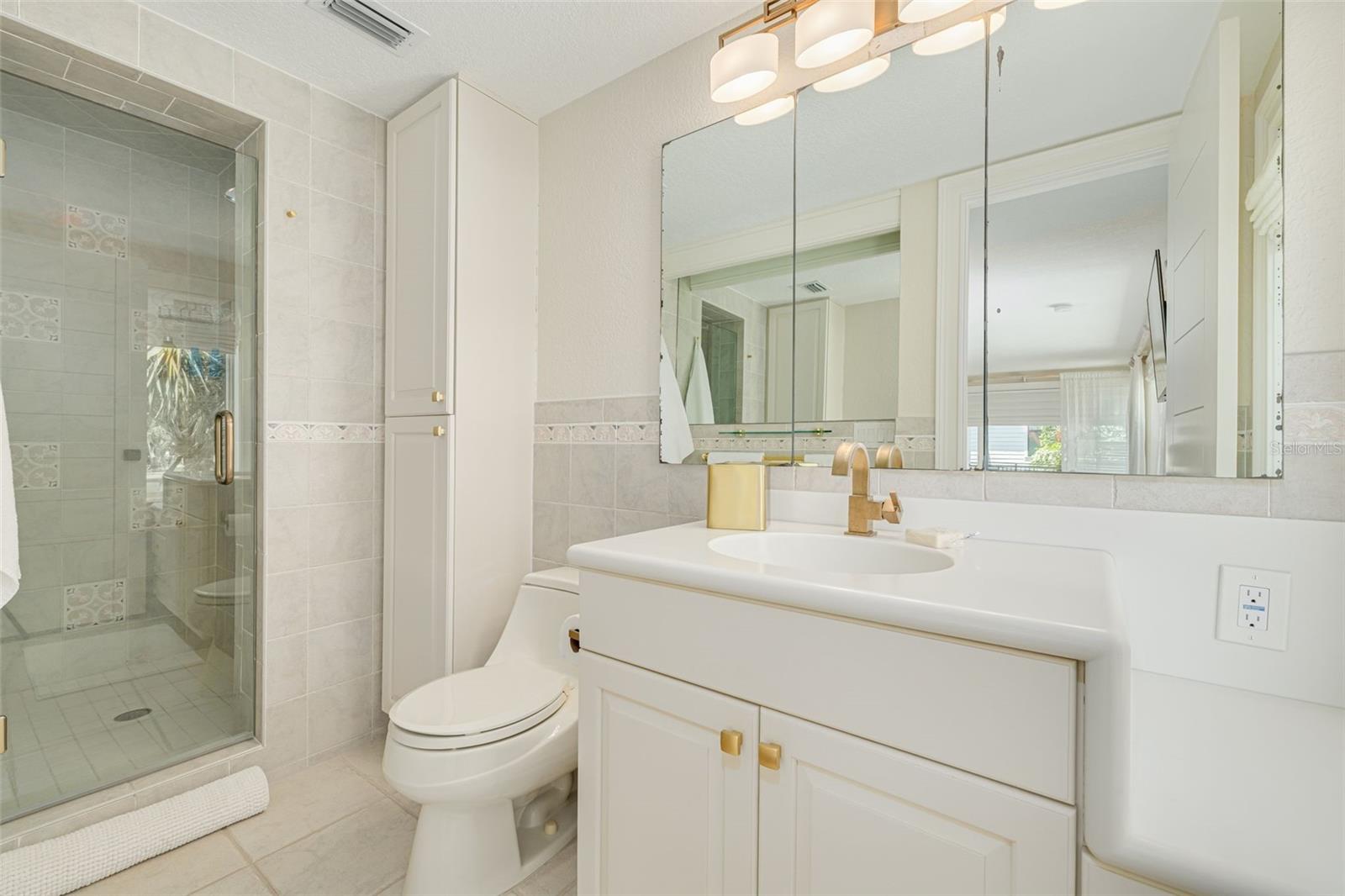 SNELL ISLE BRIGHTWATERS SEC 1 REP - Residential