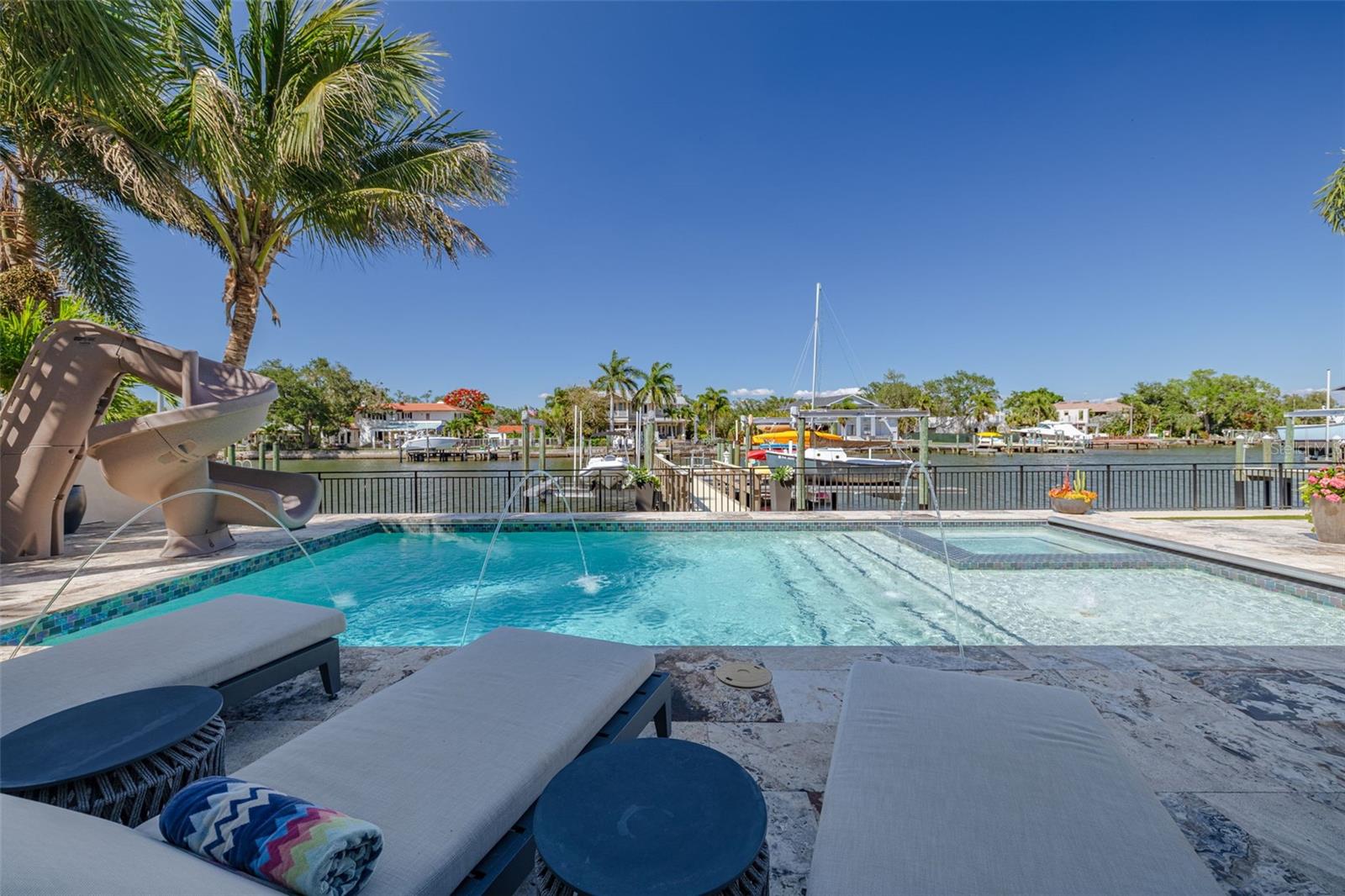 SNELL ISLE BRIGHTWATERS SEC 1 REP - Residential