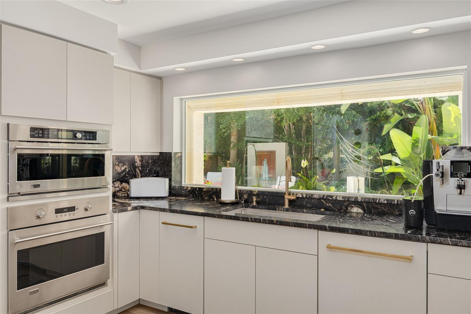 SNELL ISLE BRIGHTWATERS SEC 1 REP - Residential