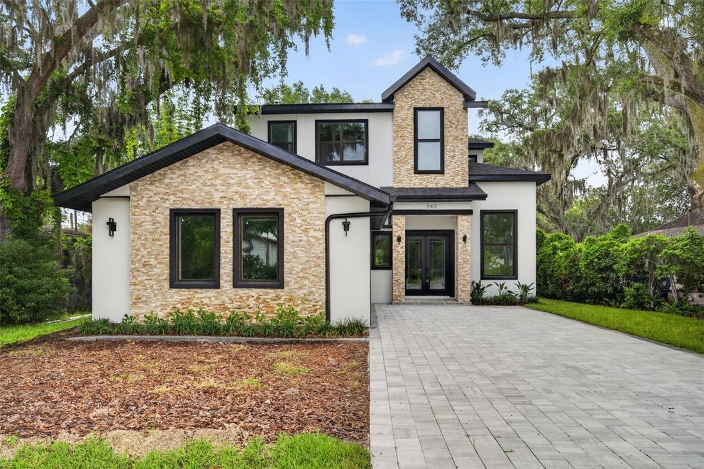 Photo of 240 N Phelps Avenue, Winter Park, FL 32789 (MLS # O6415360)