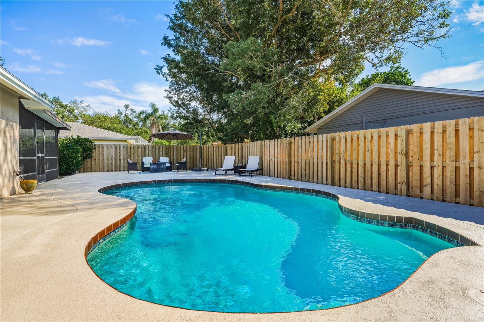 RIDGEWOOD ESTATES 20TH ADD - Residential