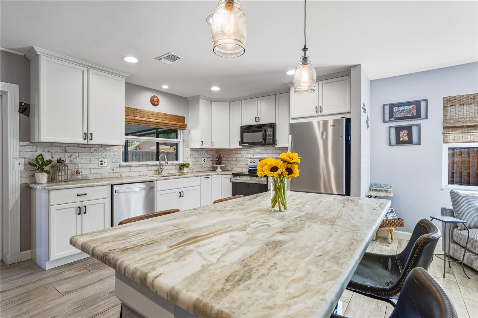 RIDGEWOOD ESTATES 20TH ADD - Residential