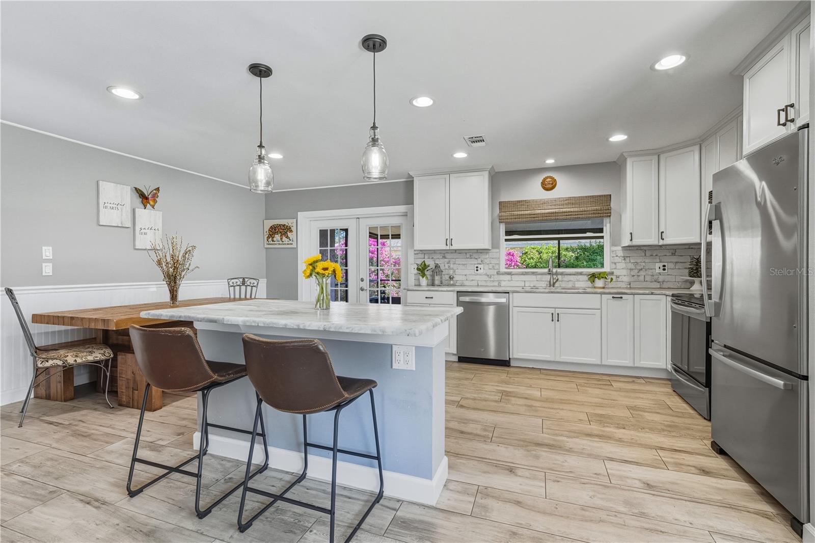 RIDGEWOOD ESTATES 20TH ADD - Residential