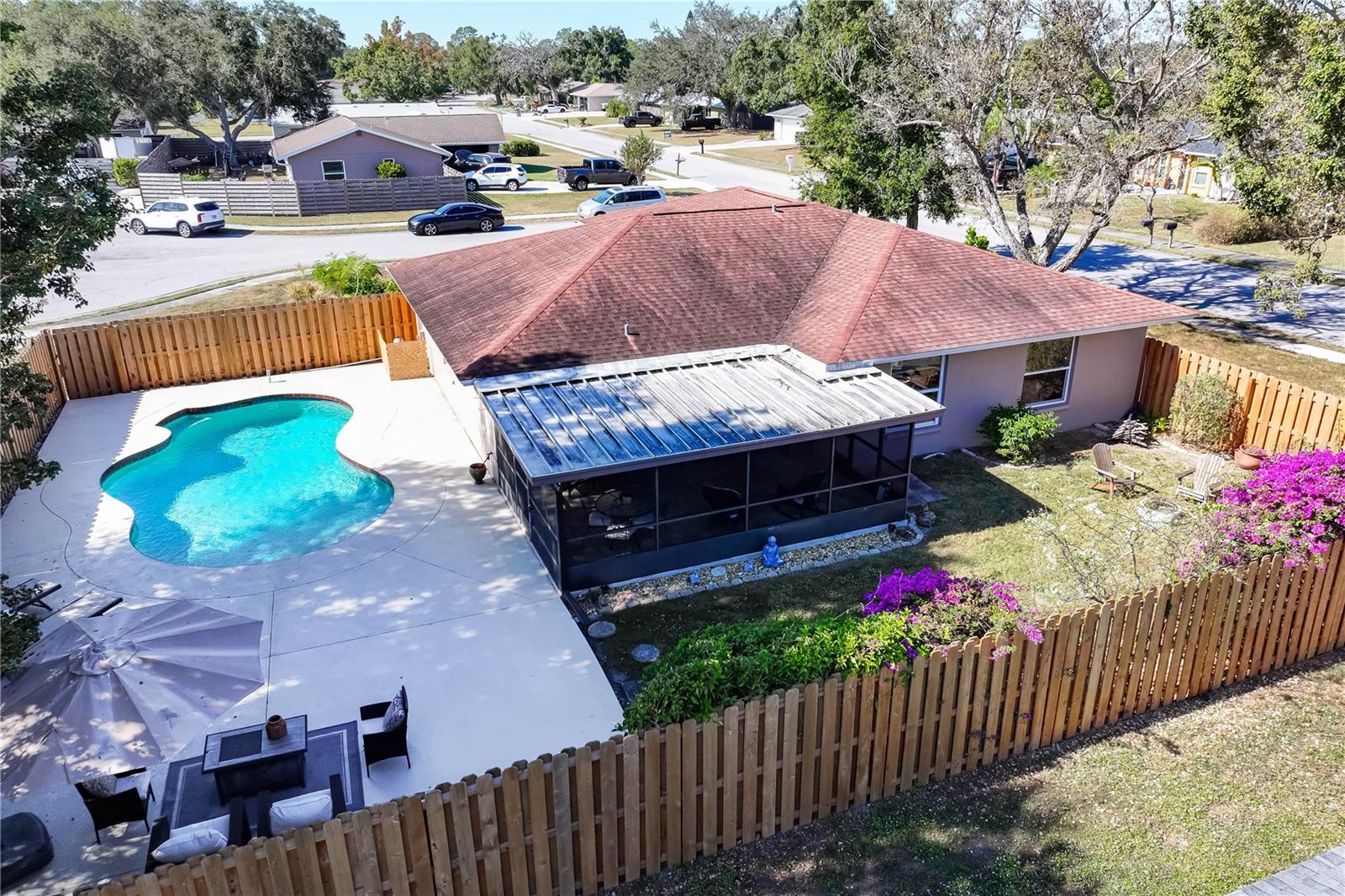 RIDGEWOOD ESTATES 20TH ADD - Residential