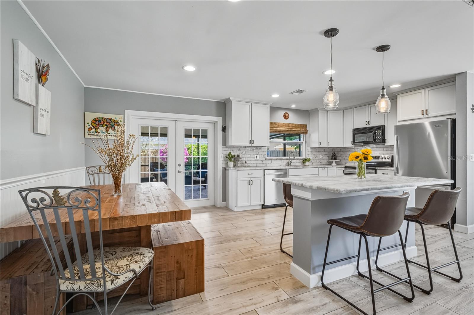 RIDGEWOOD ESTATES 20TH ADD - Residential