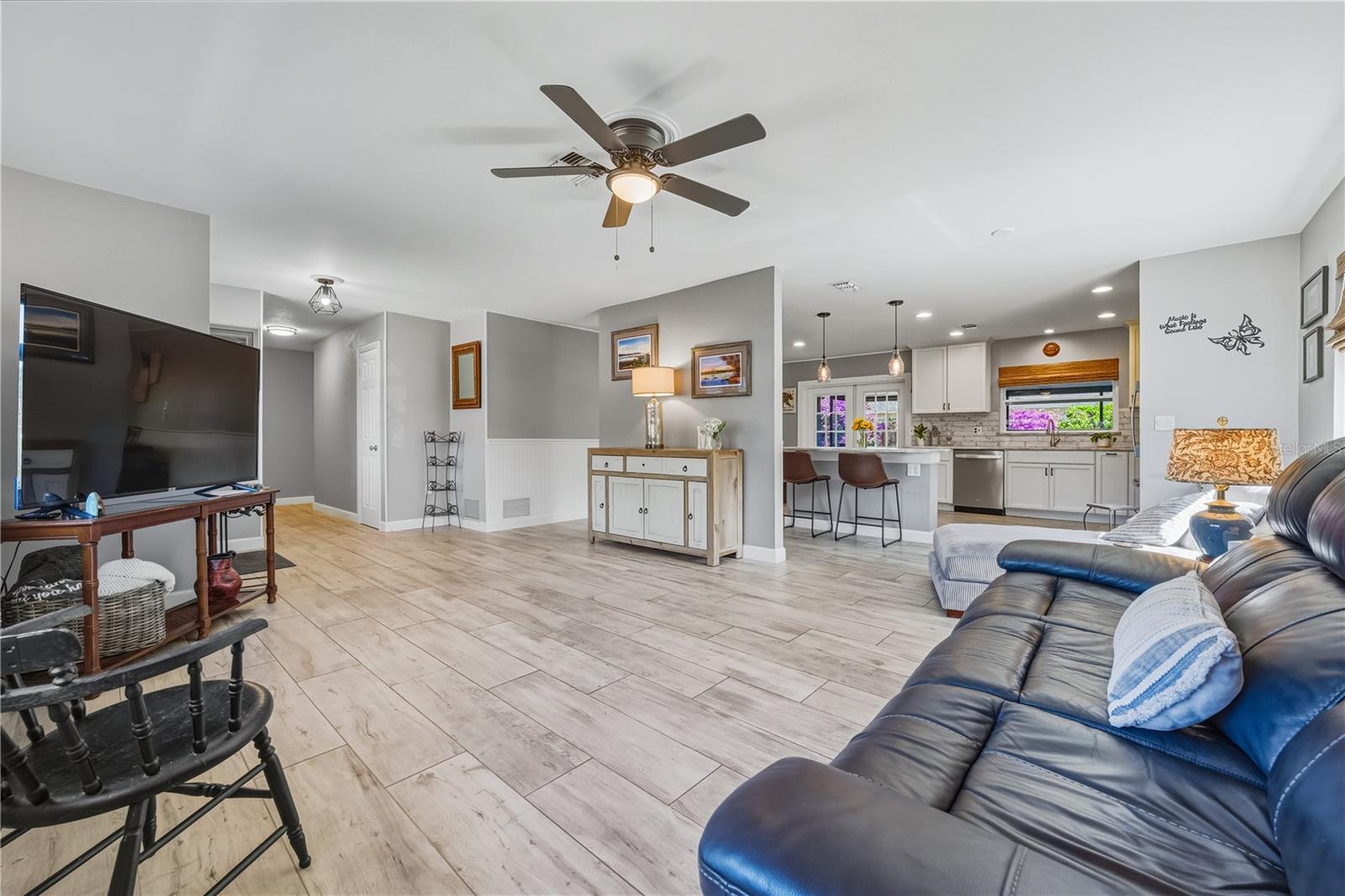 RIDGEWOOD ESTATES 20TH ADD - Residential