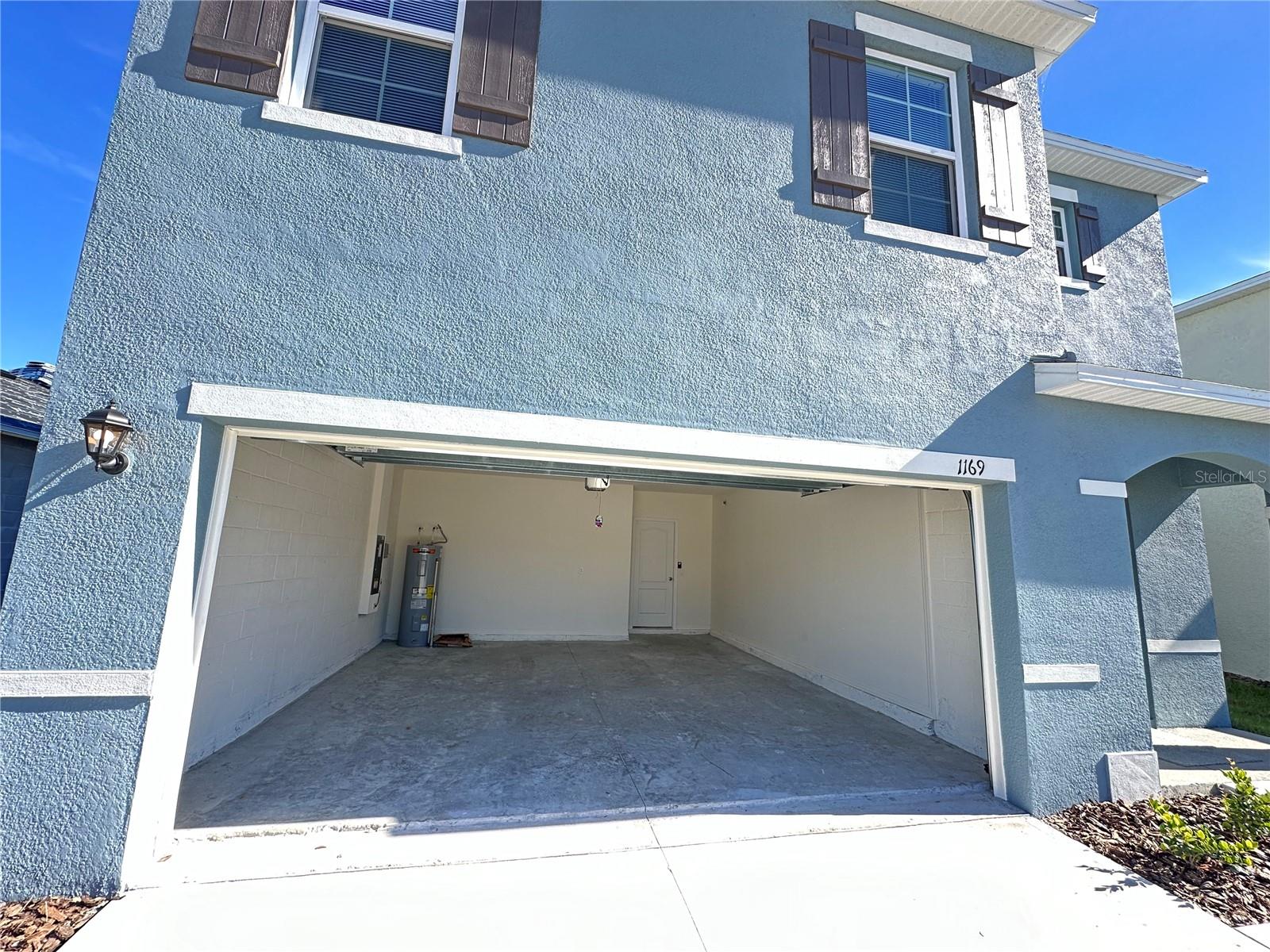 CASCADES PH 1A & 1B - Residential Lease