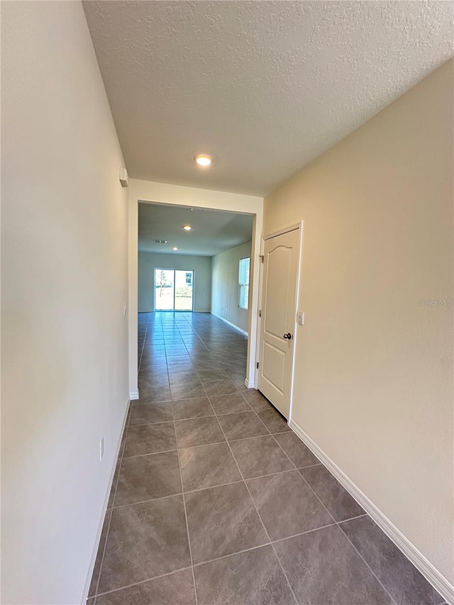 CASCADES PH 1A & 1B - Residential Lease