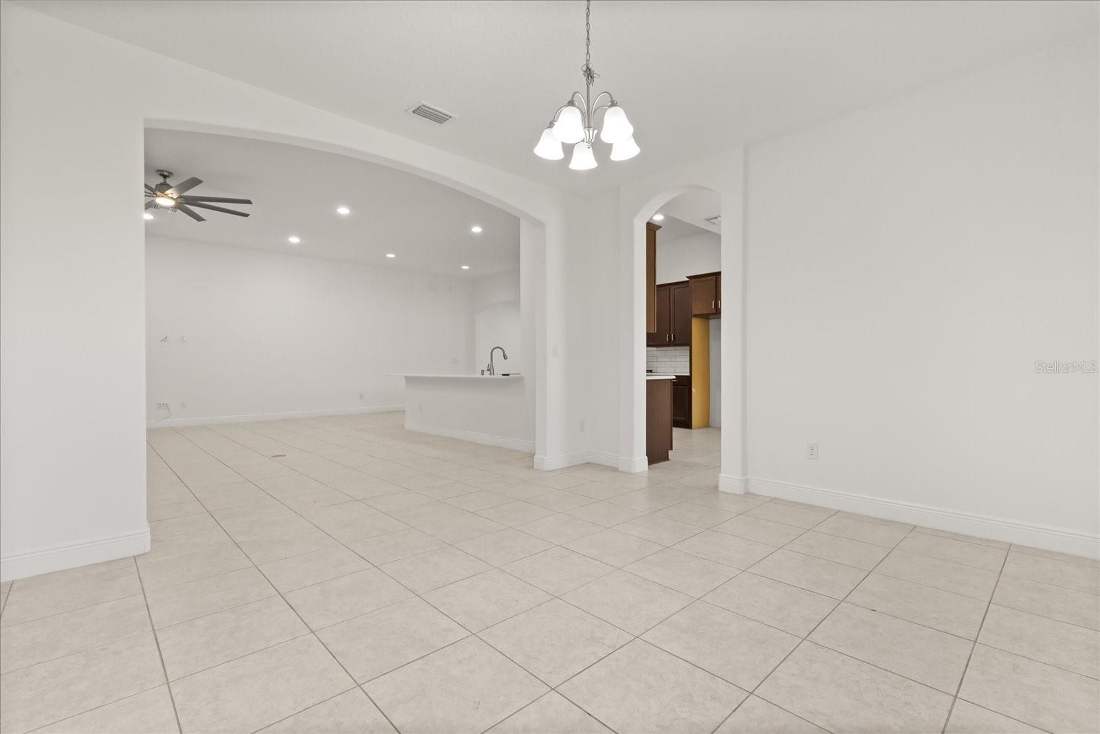 LA PALOMA VILLAGE PH 3B UN 2 - Residential