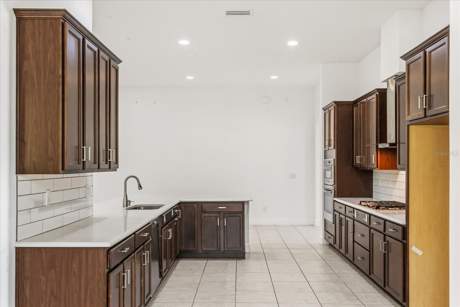 LA PALOMA VILLAGE PH 3B UN 2 - Residential