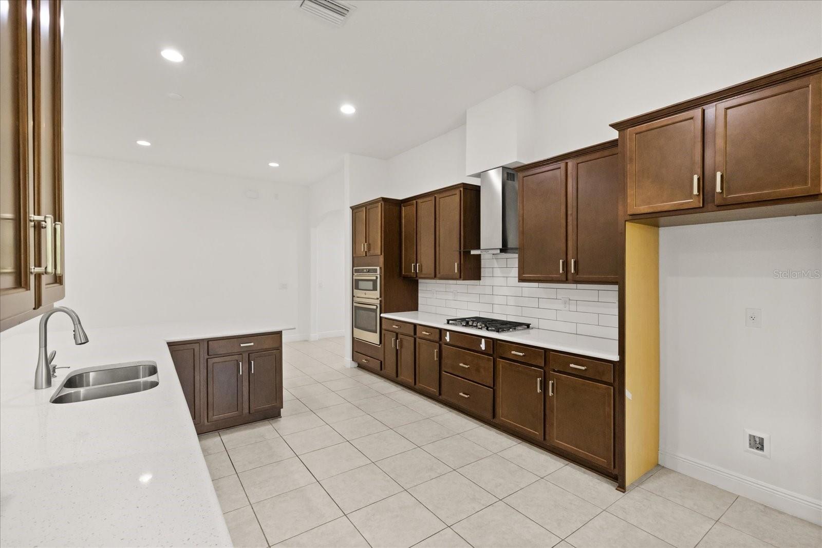 LA PALOMA VILLAGE PH 3B UN 2 - Residential