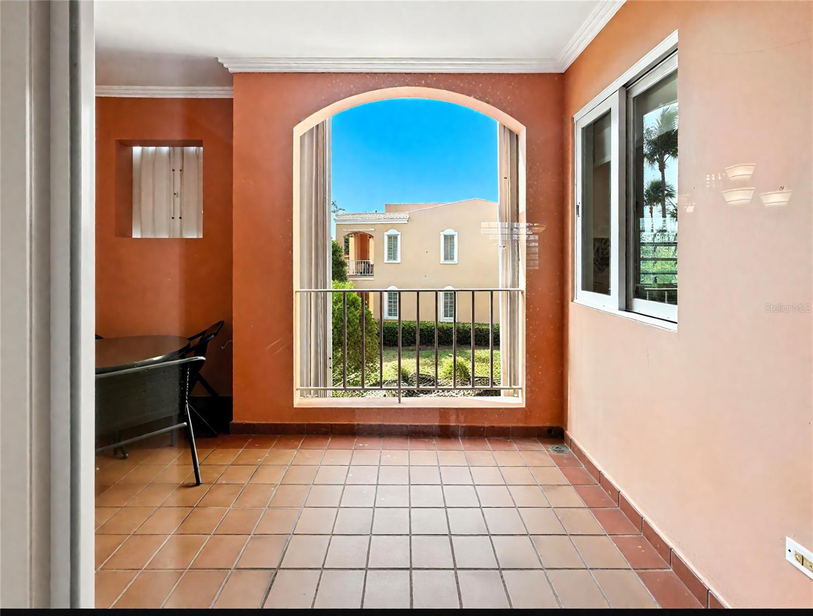 FAIRWAY COURTS - Residential