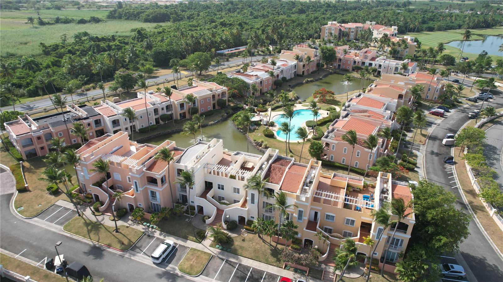 FAIRWAY COURTS - Residential