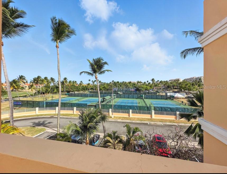 FAIRWAY COURTS - Residential