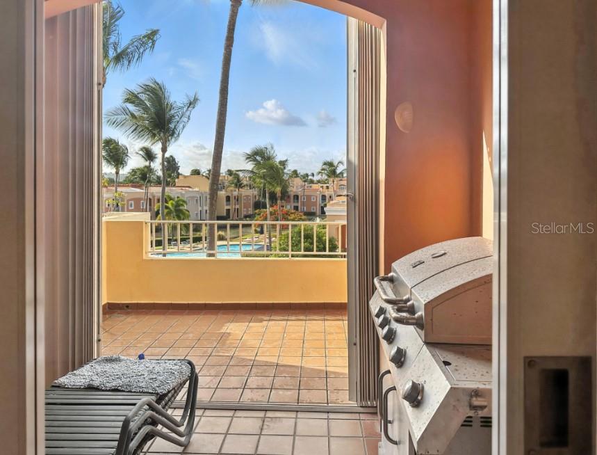 FAIRWAY COURTS - Residential