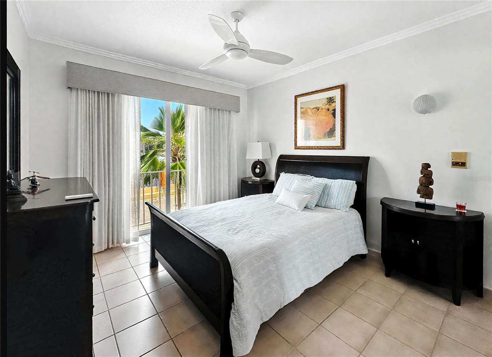 FAIRWAY COURTS - Residential