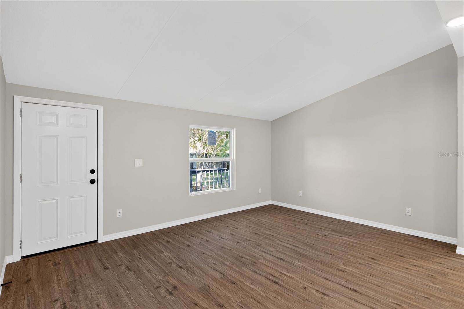 SADDLEWOOD ESTATES - Residential