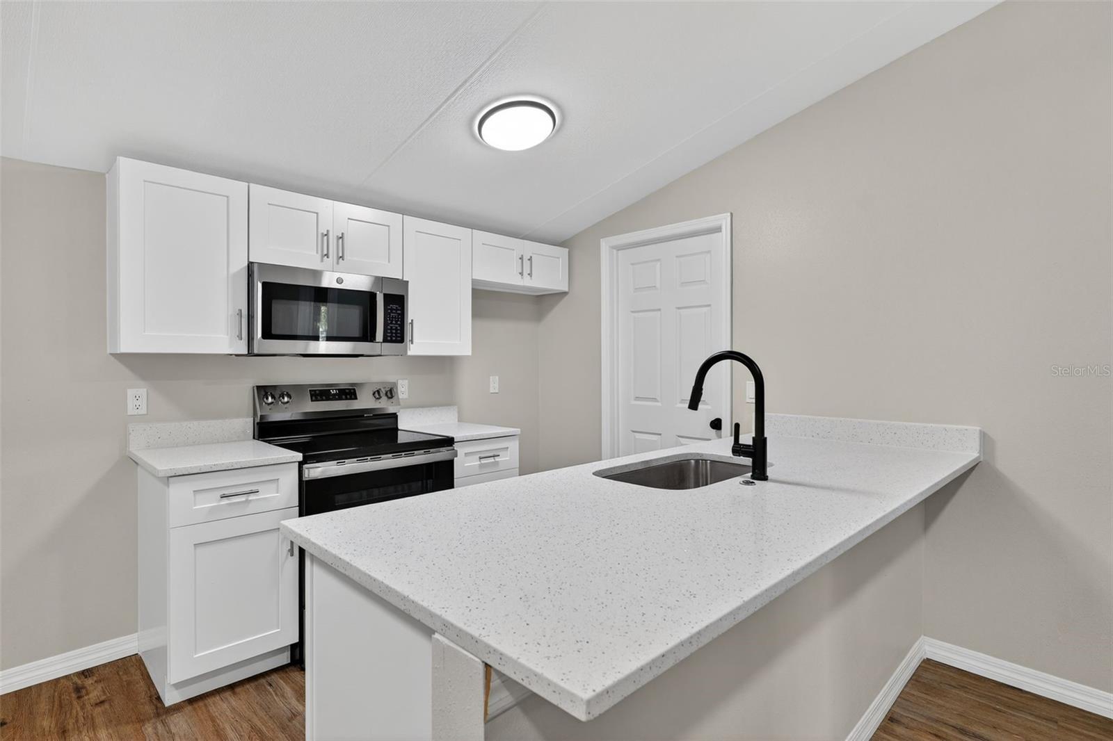 SADDLEWOOD ESTATES - Residential