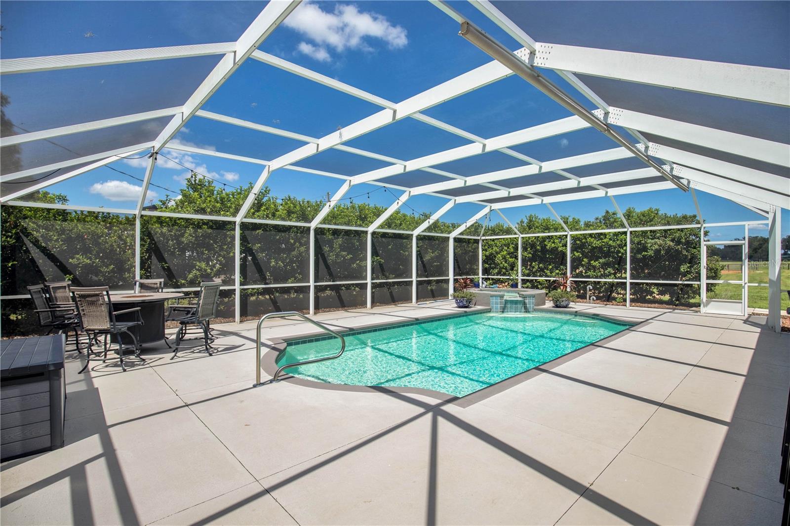 CUTTERS QUARTERS - Farm