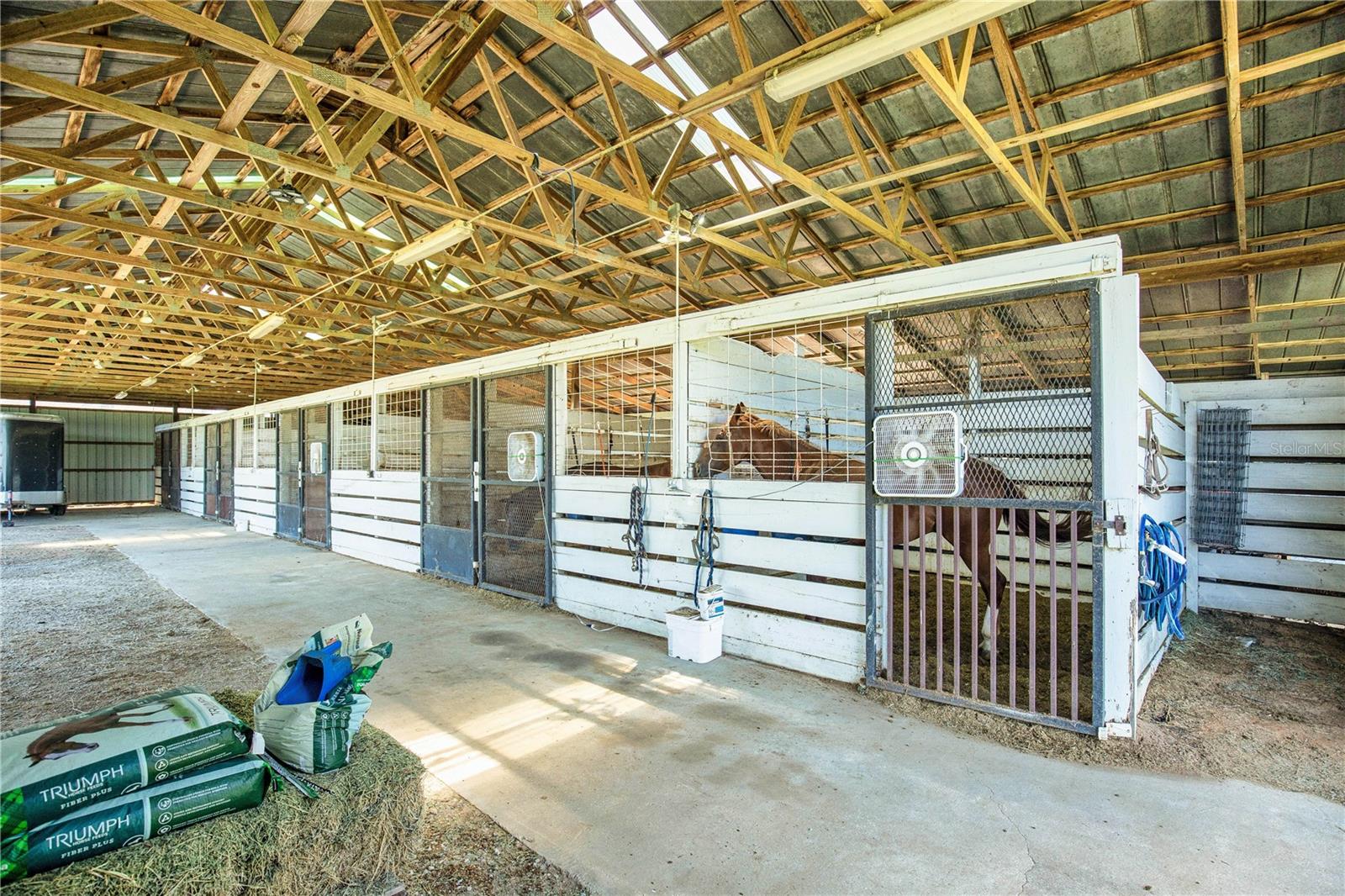 CUTTERS QUARTERS - Farm