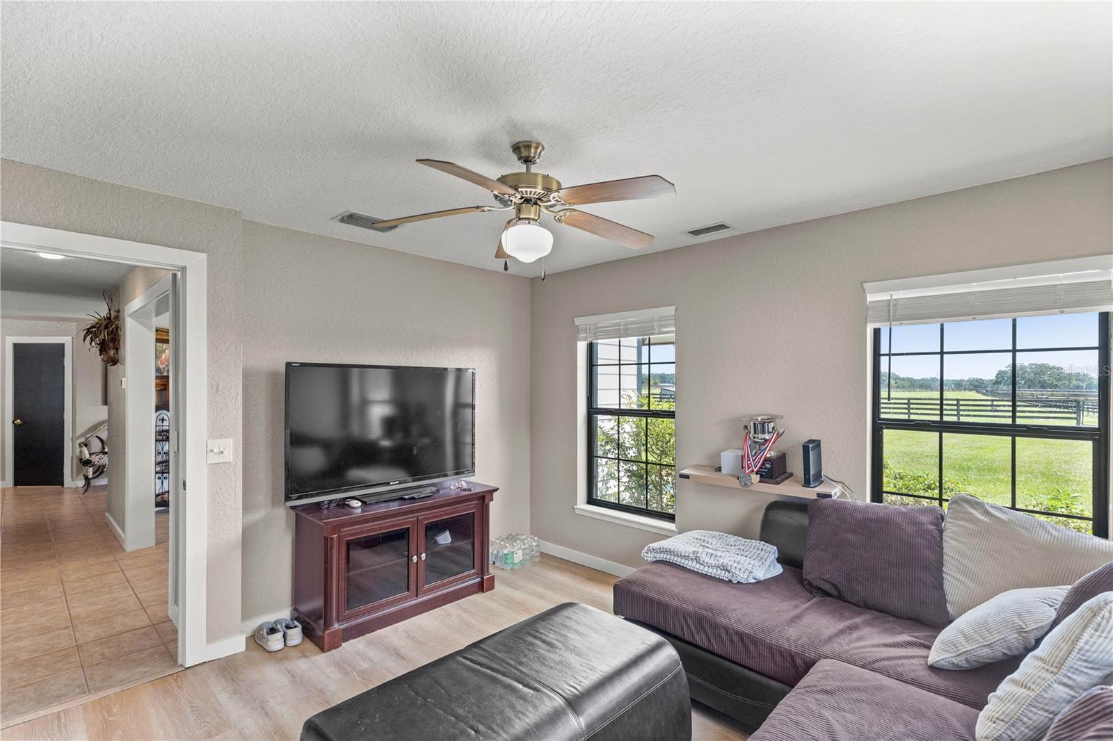 CUTTERS QUARTERS - Farm