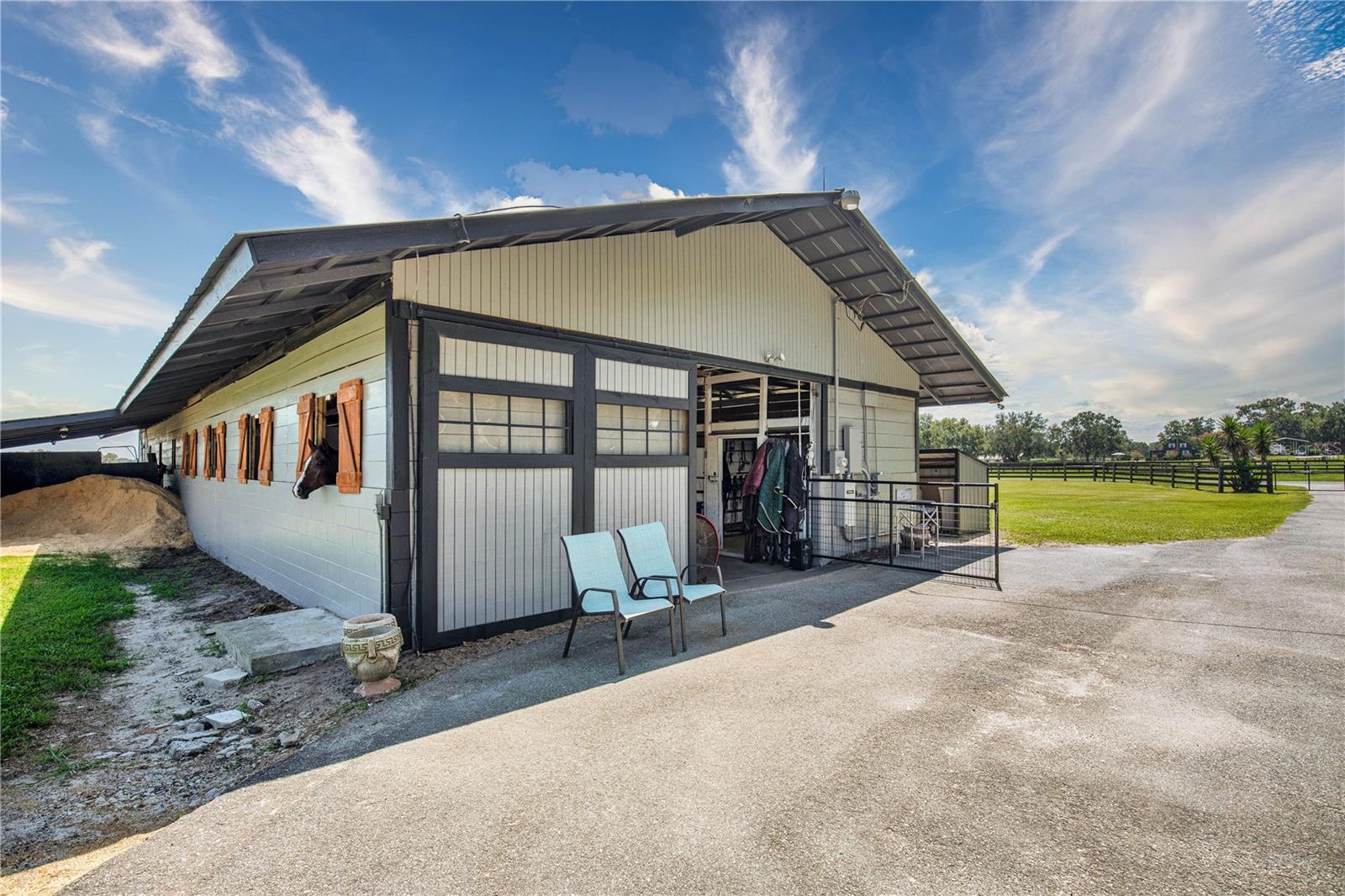 CUTTERS QUARTERS - Farm