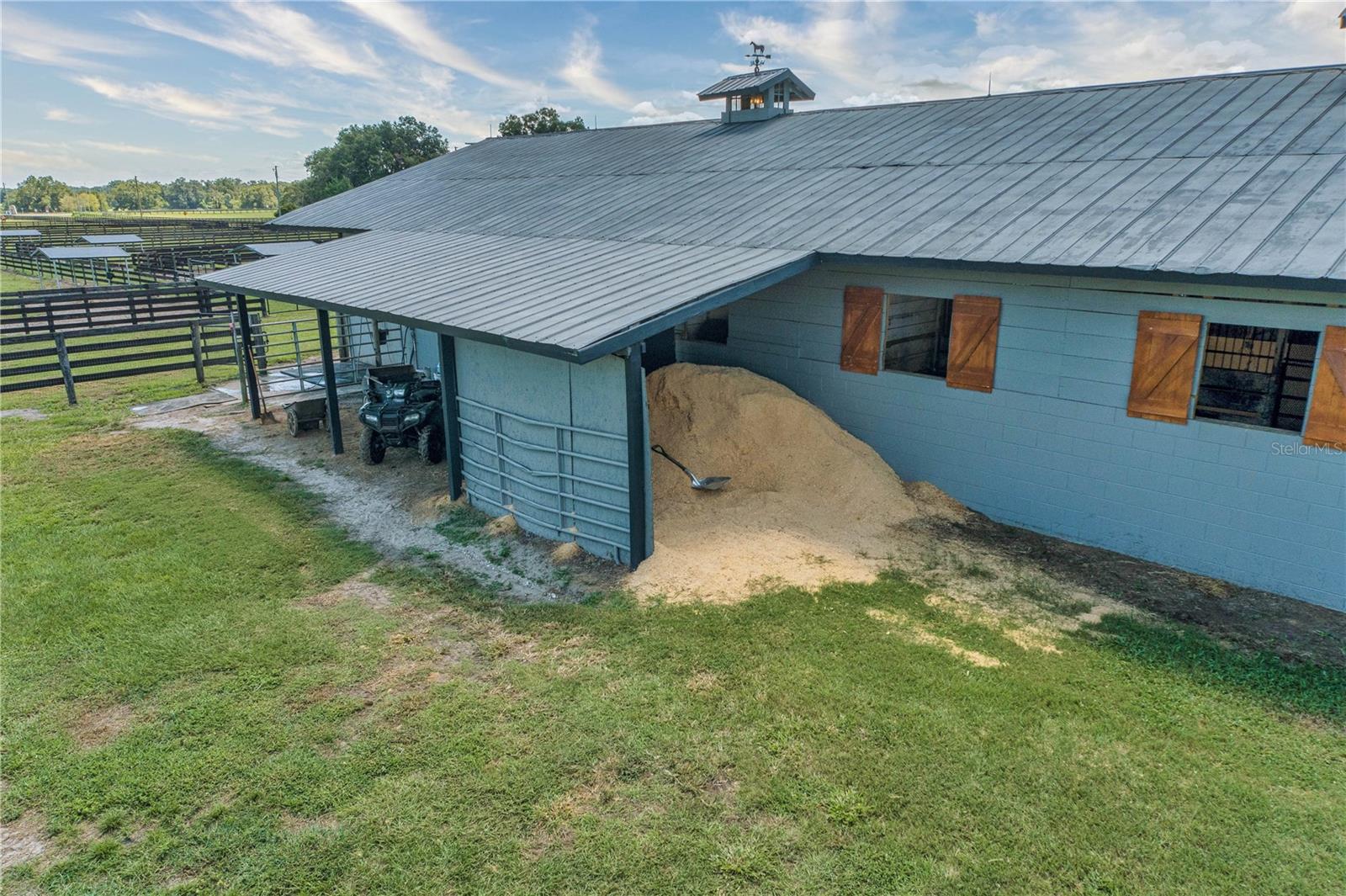 CUTTERS QUARTERS - Farm