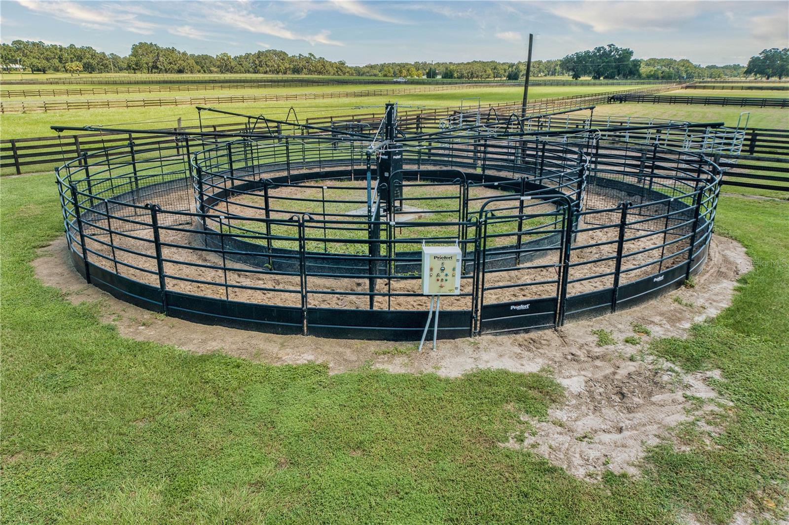 CUTTERS QUARTERS - Farm