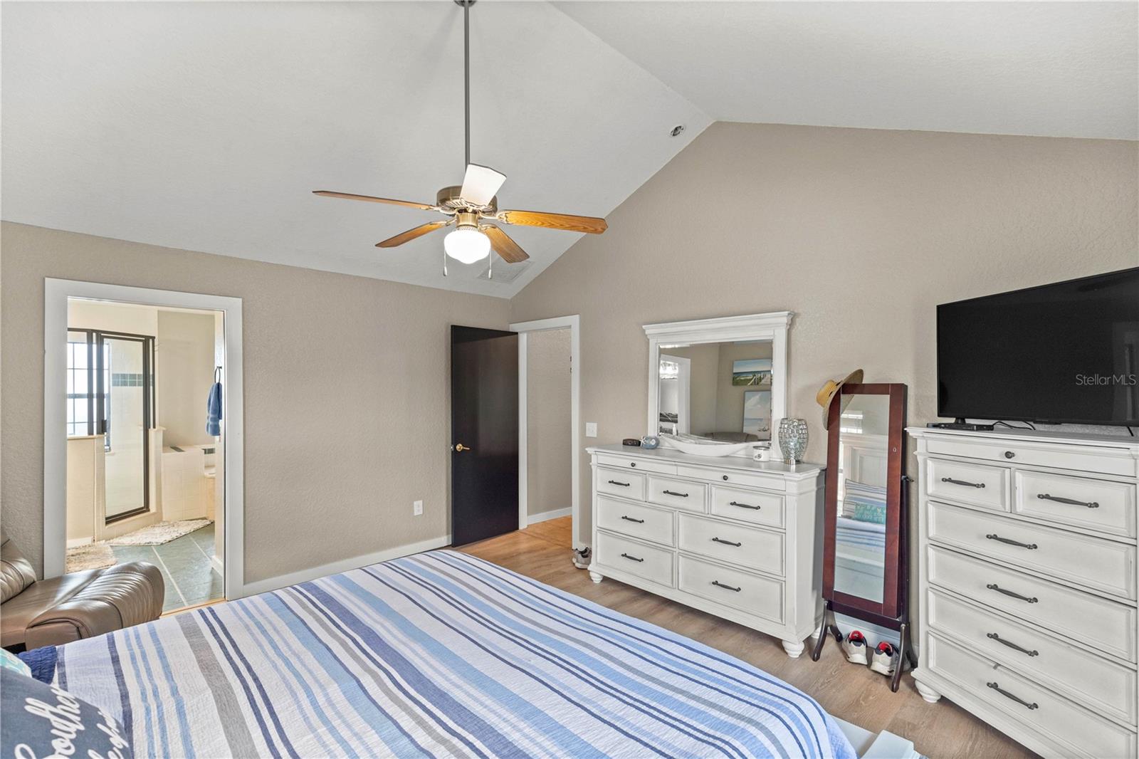 CUTTERS QUARTERS - Farm